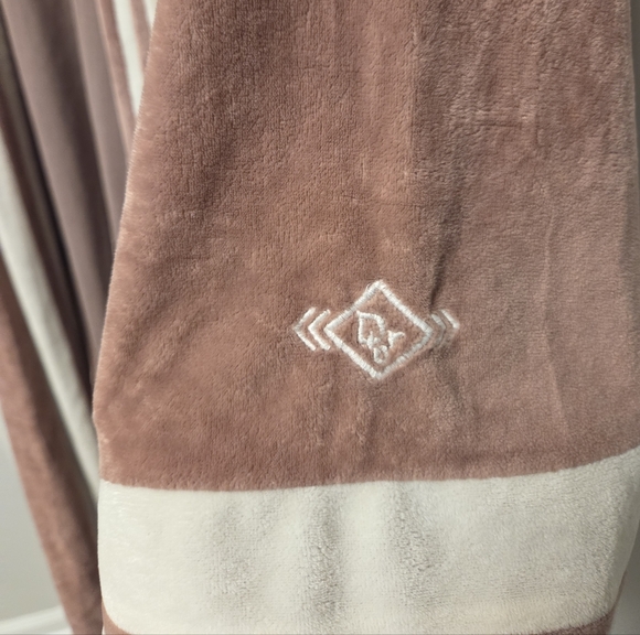 Christian Dior, vintage Mauve Brown and Cream Robe - Picture 7 of 12